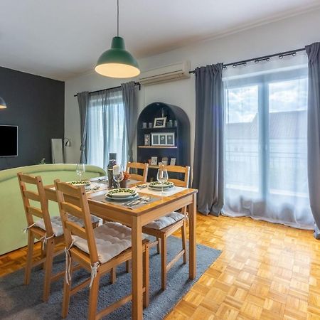 Apartment Suzy Dramalj Eksteriør bilde