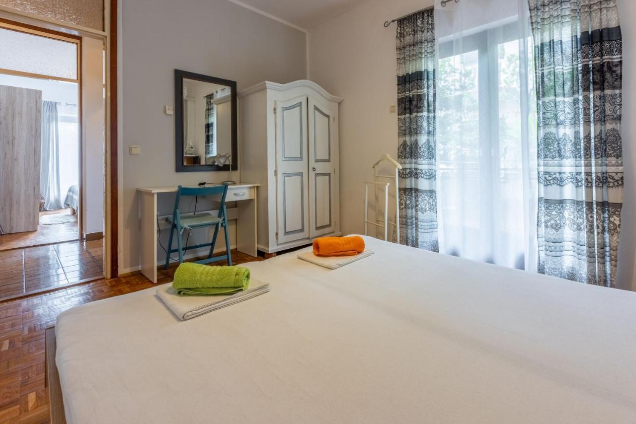 Apartment Suzy Dramalj Eksteriør bilde